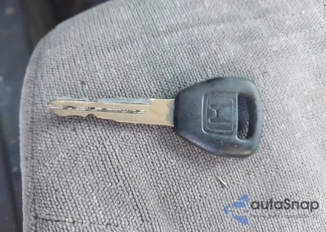 2002 Honda Accord 2.3 Lx z USA, uszkodzony, nr VIN 1HGCG66522A143352